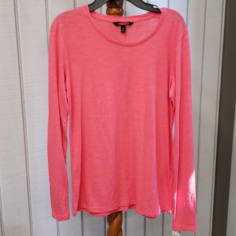 Ladies long sleeve top